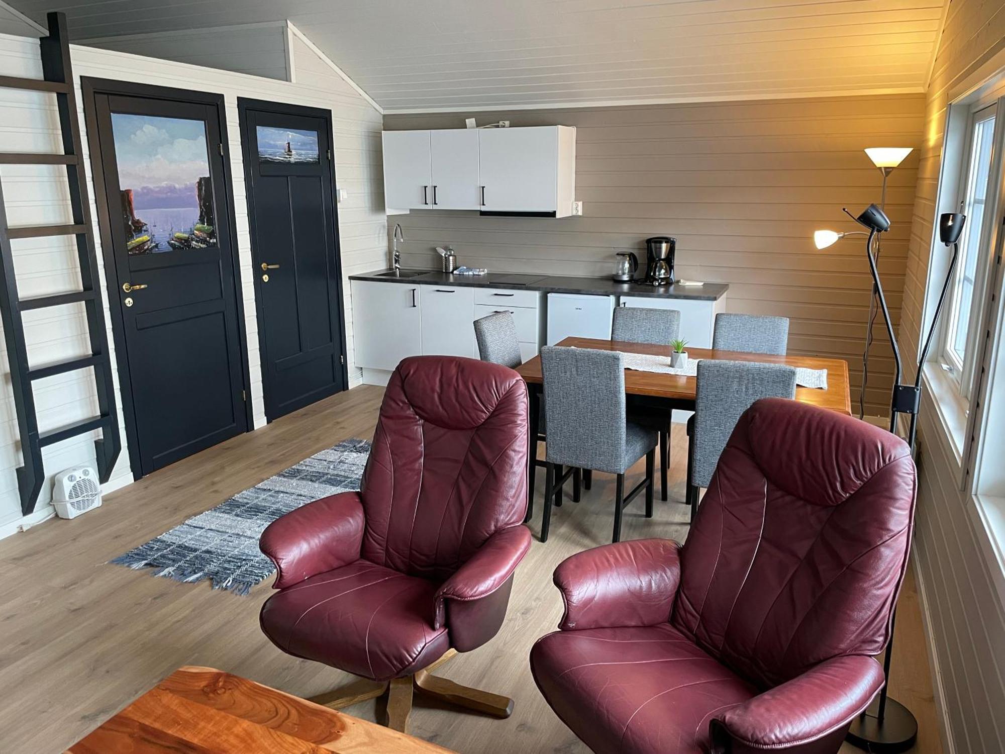 Brustranda Fjordcamping Valberg Bagian luar foto