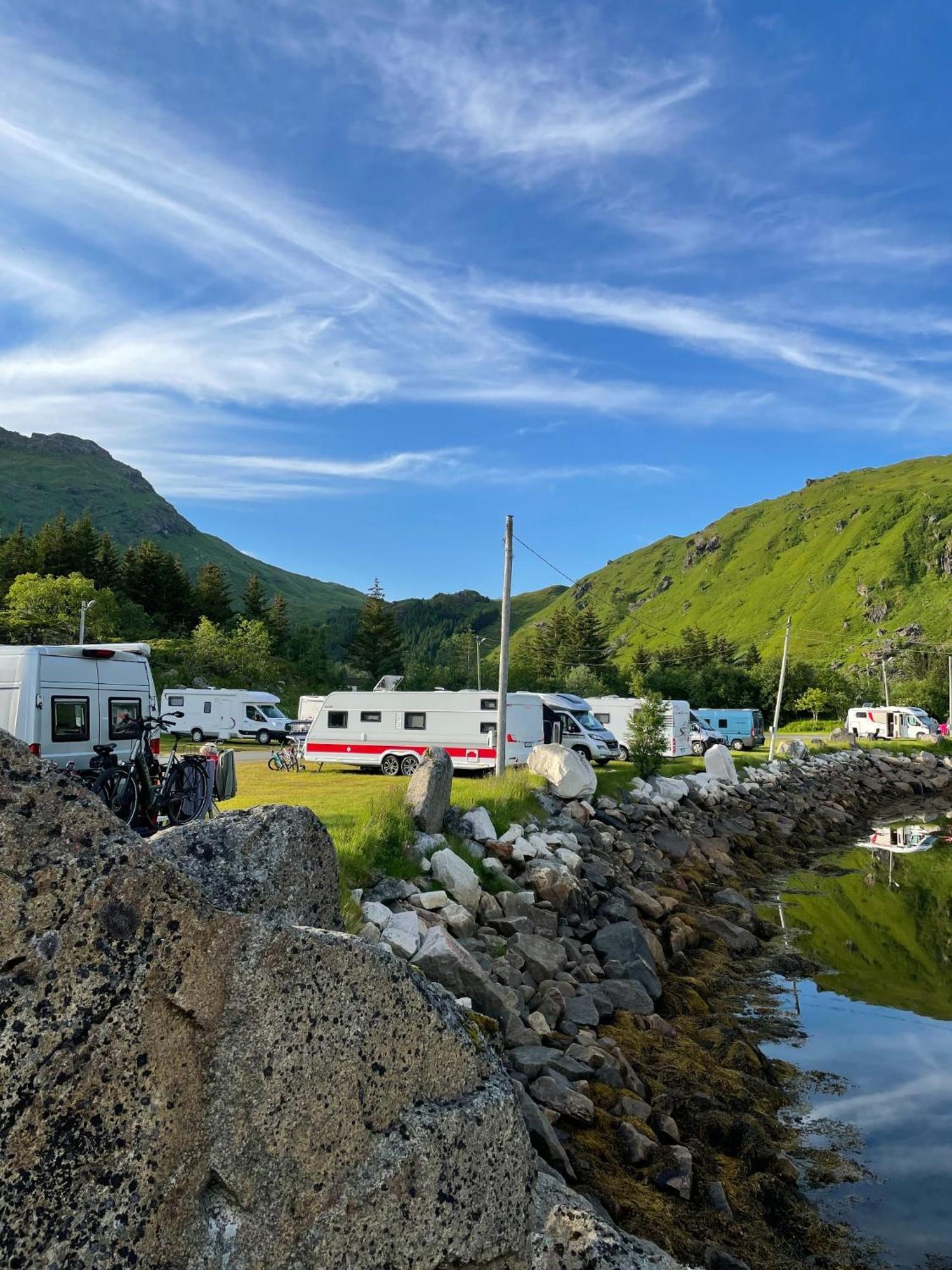 Brustranda Fjordcamping Valberg Bagian luar foto